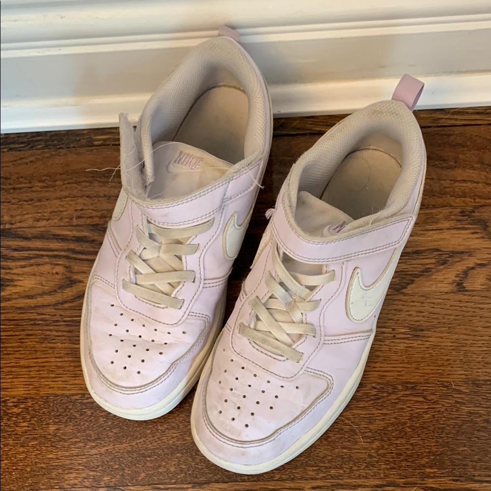 Nike Lavender Youth Sneakers